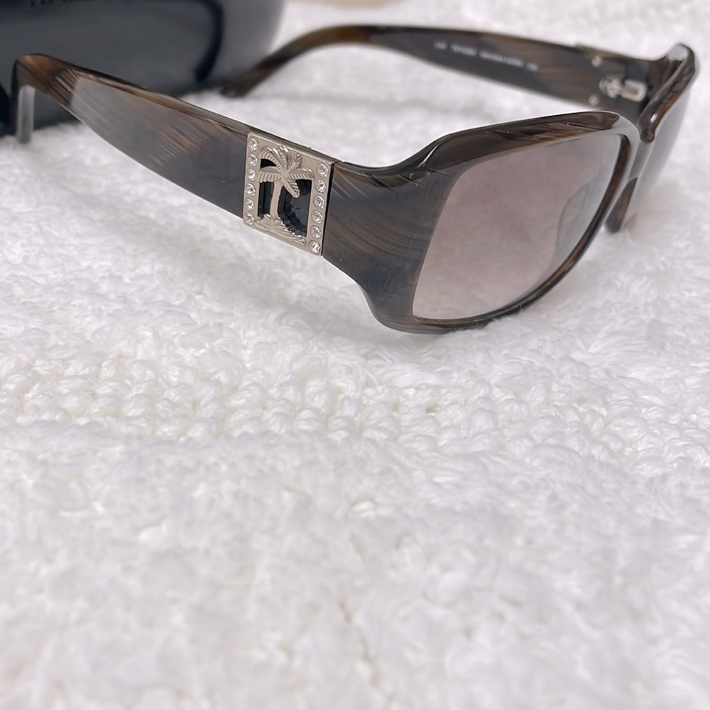 Tommy Bahama Havana Horn Sunglasses TB102SA